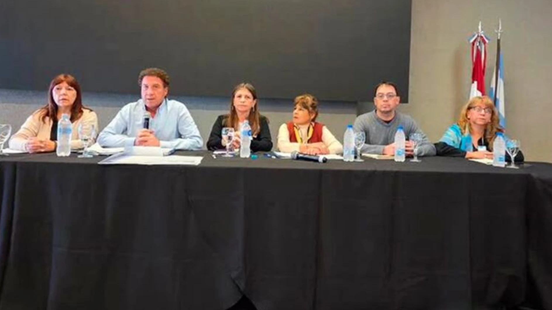 La jornada dejó en evidencia que la interna gremial condiciona la normalidad del ciclo lectivo 