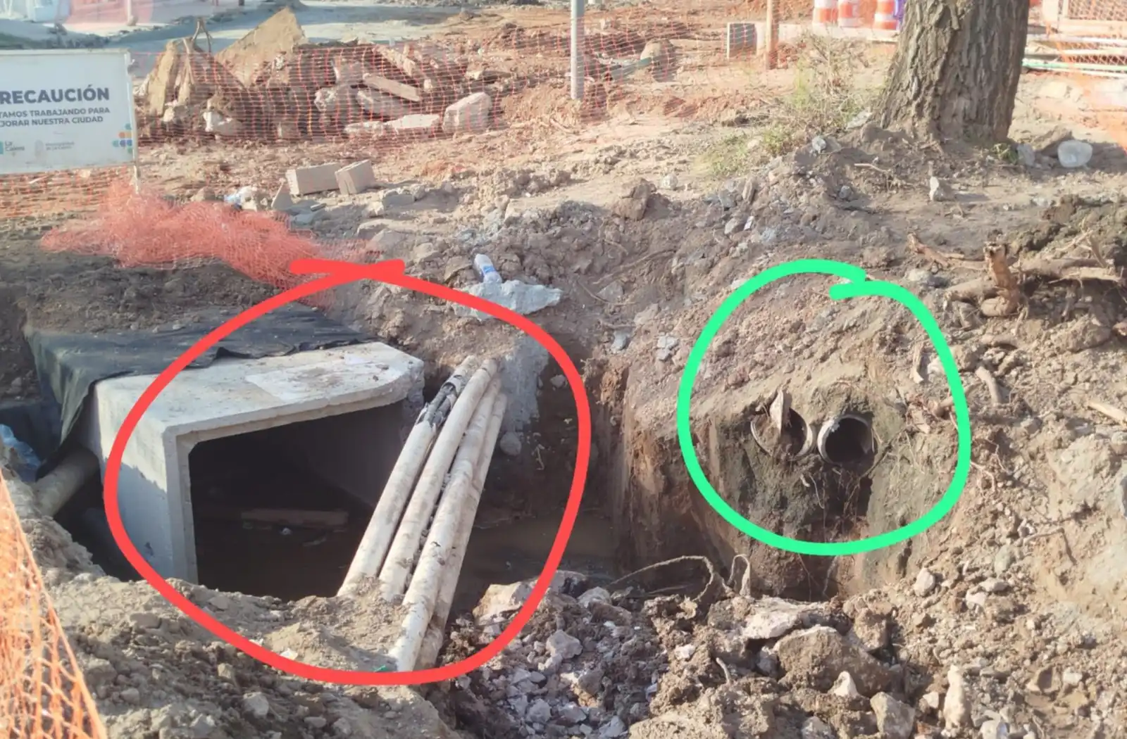 En verde el caño viejo de 0,0982 m2, y en rojo el caño nuevo instalado por la nueva gestión (de 1m2, diez veces más)