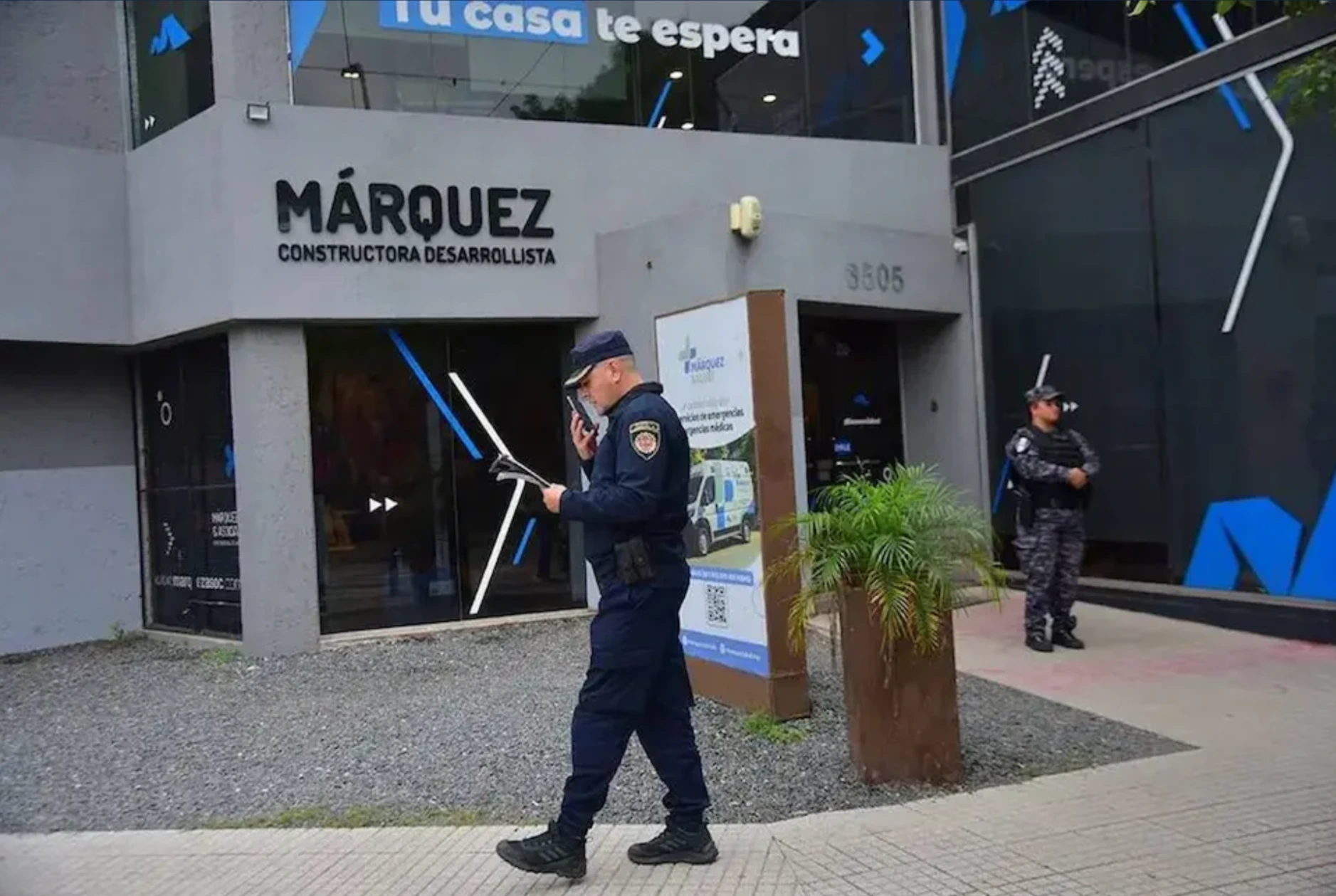 El tribunal confirmó que persisten los riesgos procesales de fuga y entorpecimiento en la mayor causa de estafas inmobiliarias registrada en todo el país.