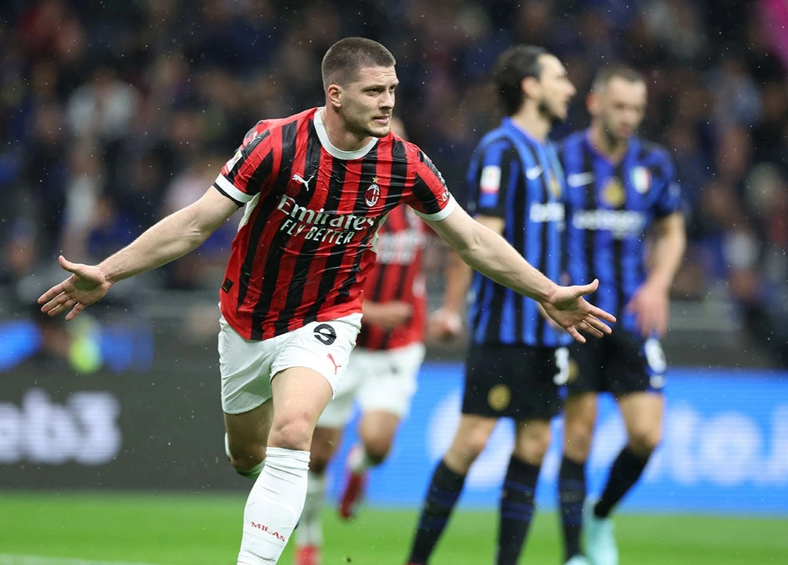 One of the duels analyzed is the second leg of the 2024/25 Italian Cup semifinal between Milan and Inter
