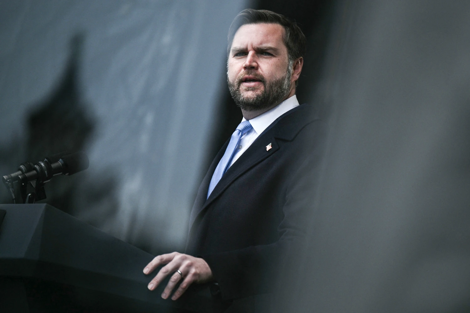 Blow to Democratic fraud: The White House suspended hundreds of corrupt entities in California and saved 600 million