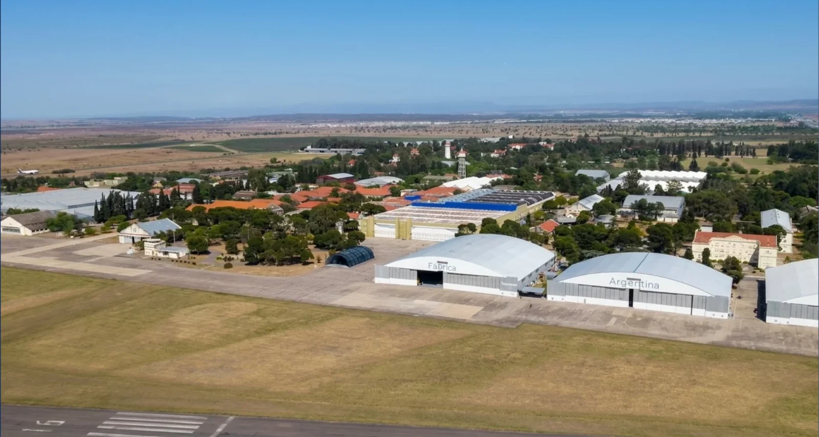 La provincia de Córdoba se prepara para recibir al papa León XIV el 10 de noviembre, en un evento multitudinario que se concentrará en el predio de FAdeA.