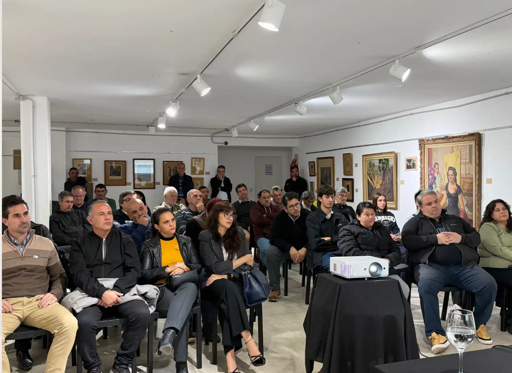 El antecedente inmediato se originó cuando el Concejo Deliberante de La Calera sancionó un Régimen Electoral integral que profesionaliza la Junta Electoral