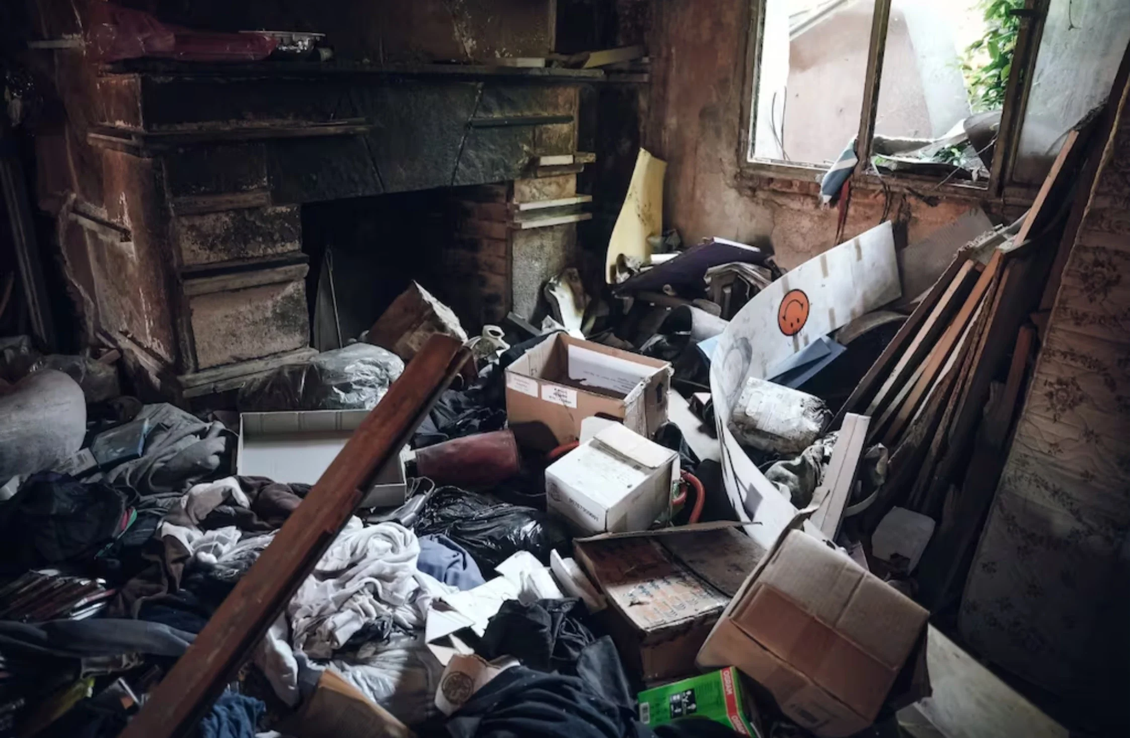 Retiraron 805 toneladas de basura de una vivienda particular ubicada en barrio Alberdi.