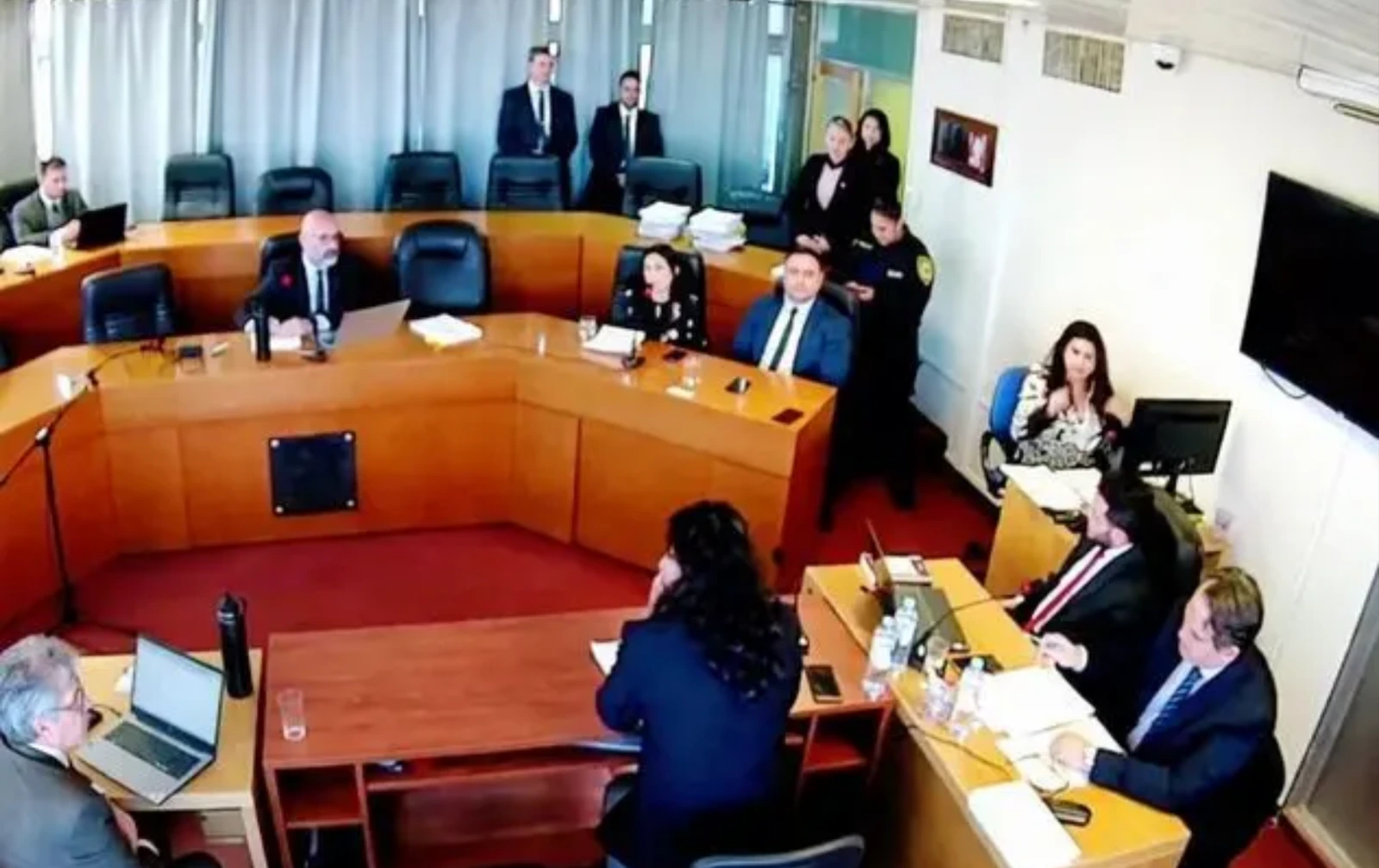 El choque ocurrió el 29 de octubre de 2022 en el Camino de las Altas Cumbres, cuando González invadió el carril contrario y provocó la muerte de Alejandra Bengoa.