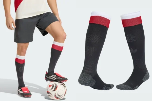El short y medias conmemorativas del 125° aniversario de River