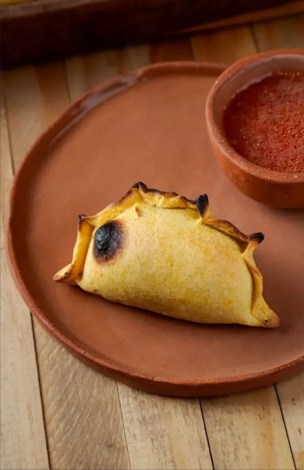 Tomás Adad, fundador de "Gustito a Salta", se consagró campeón provincial de la empanada en Salta