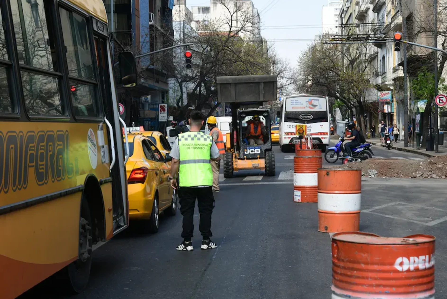 Los automovilistas expresaron su malestar ante una planificación que ignora el valor del tiempo de los ciudadanos.