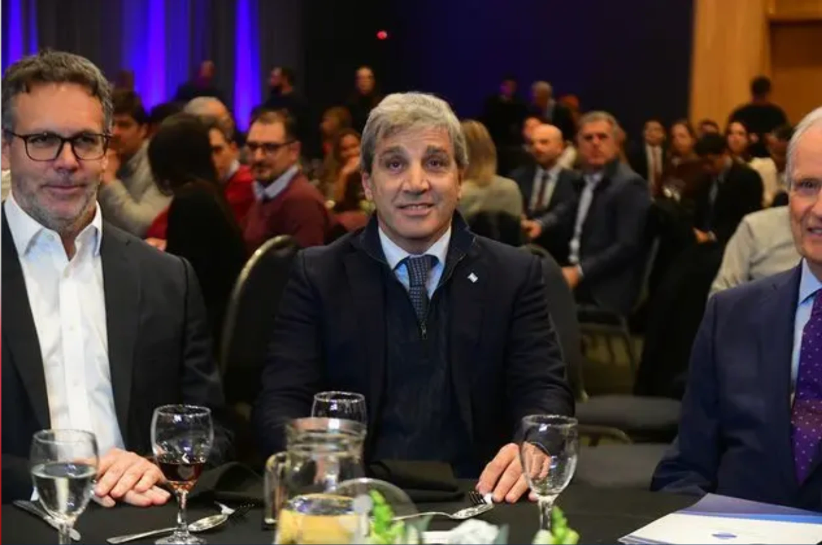 El presidente de la Fundación Ecosur, Guido Sandleris, compartió mesa con Luis Caputo y destacó que, de confirmarse el crecimiento estimado para este año