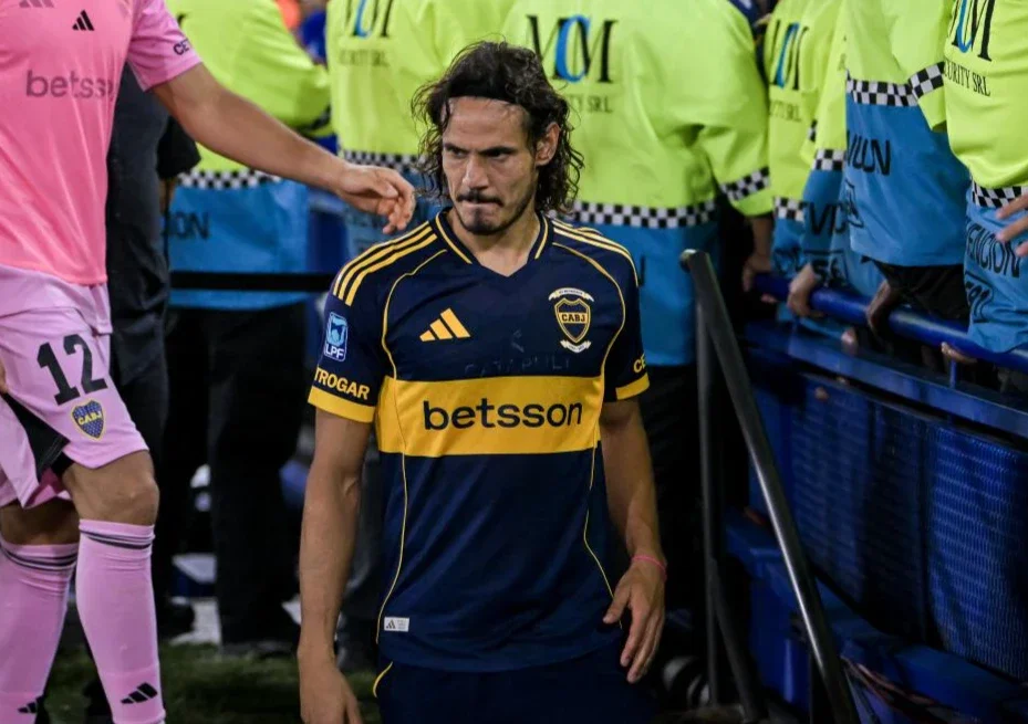 Cavani también podría irse anticipadamente de Boca