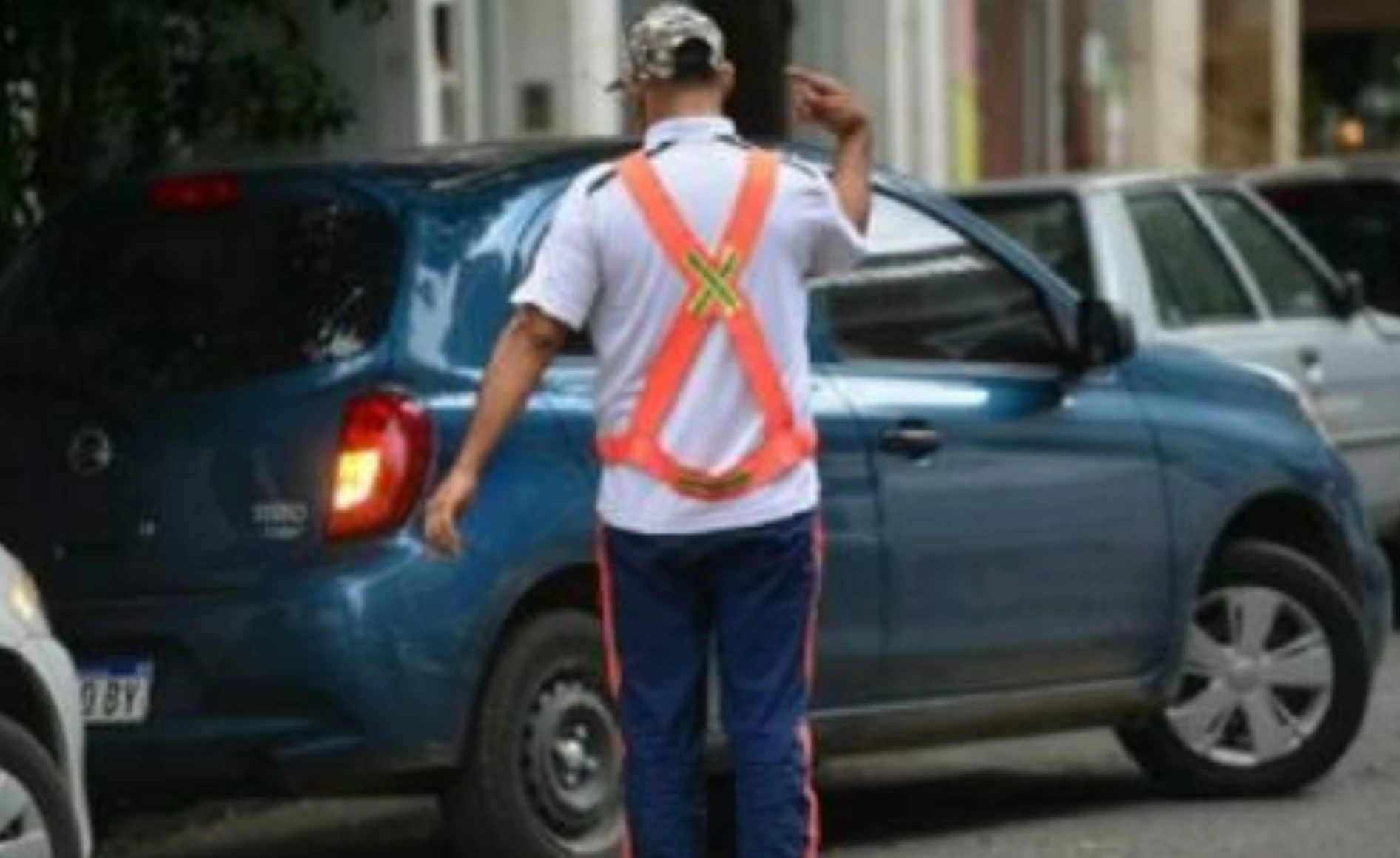 El debate se trasladó al Concejo Deliberante de la capital, donde la gestión oficialista impulsa la obligatoriedad de que los cuidacoches integren estructuras de cooperativas