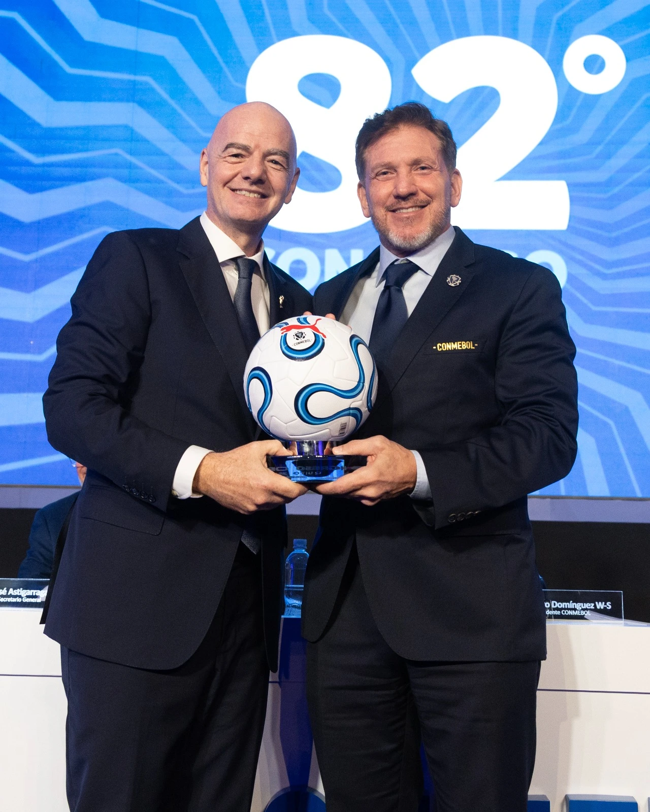 Alejandro Domínguez apoyo la candidatura de Infantino para la reelección en FIFA e insistió con un Mundial 2030 con 64 equipos