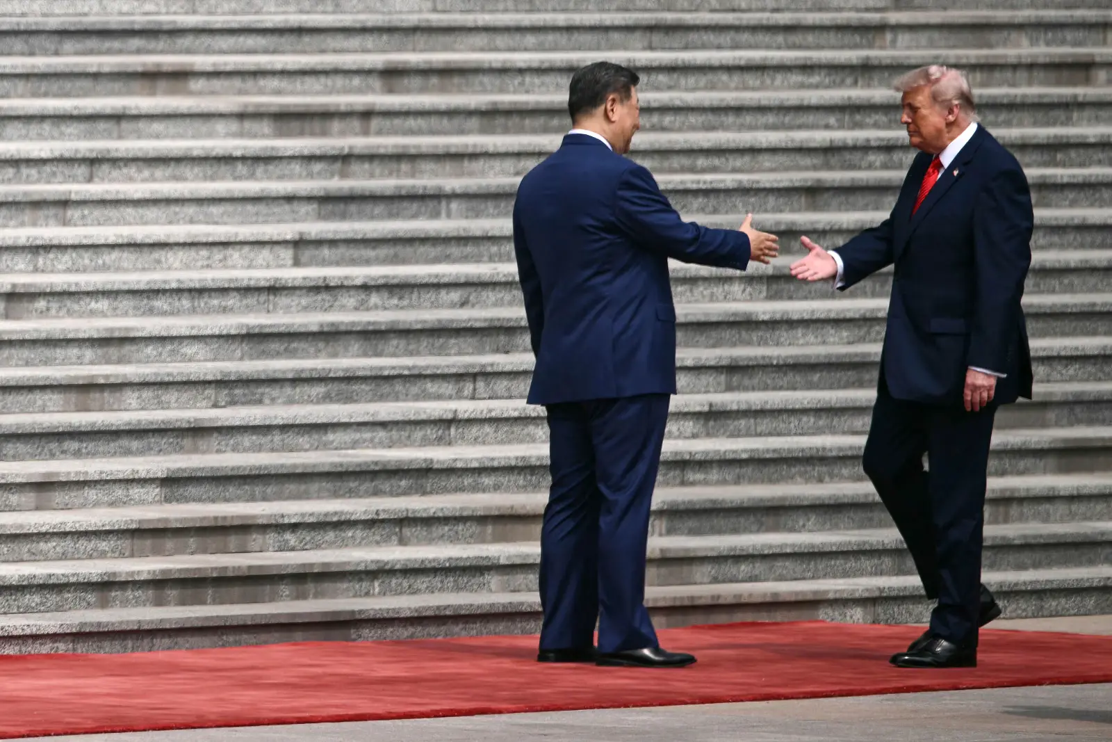 La IA formó parte de la agenda pública en la reunión entre Donald Trump y Xi Jinping.
