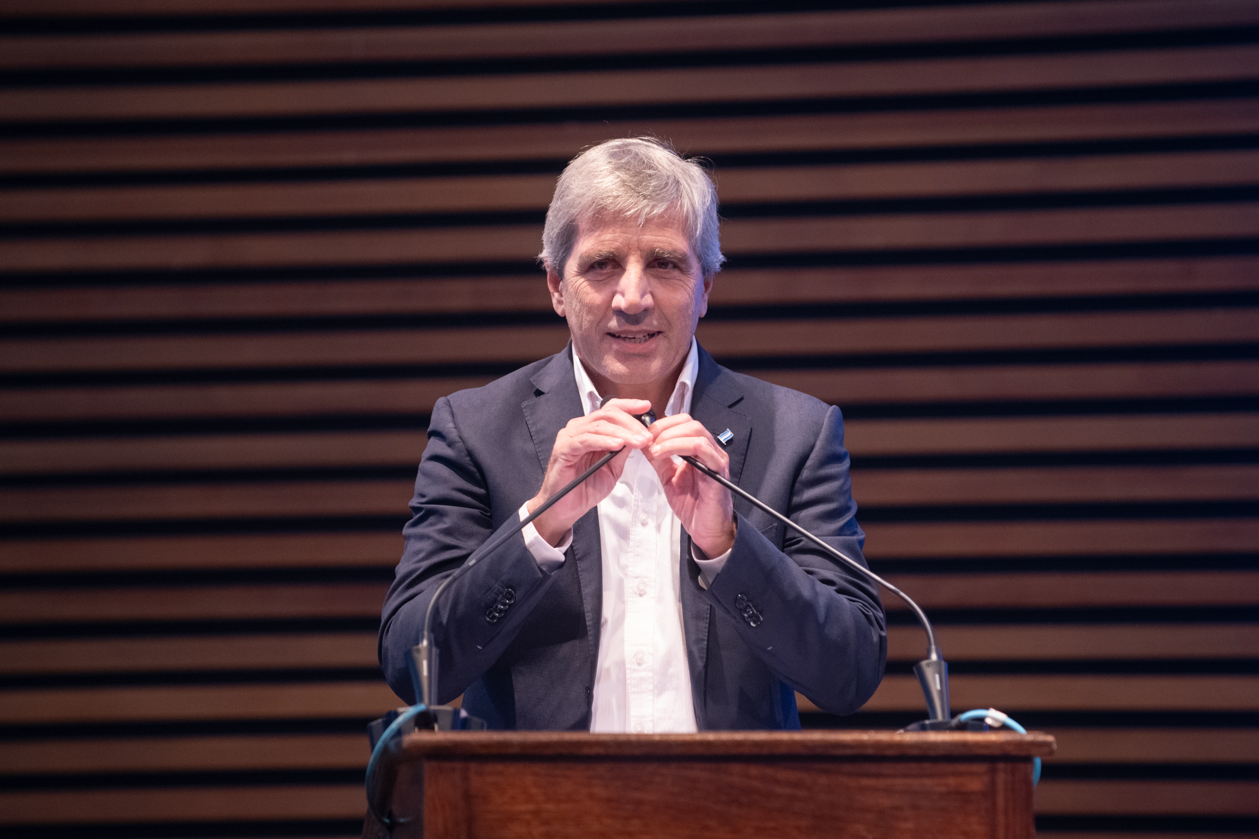 Luis 'Toto' Caputo en el Atlantic Council: “El cambio es inexorable, no hay marcha atrás”