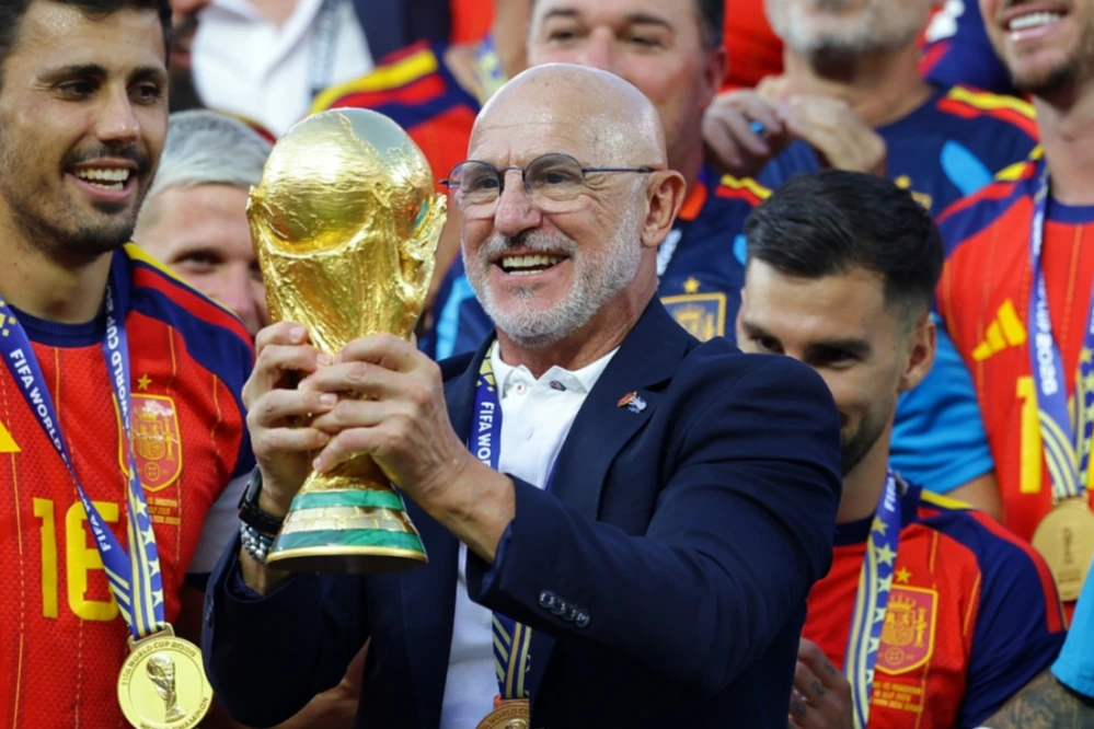 There is a world champion for a while: Luis de la Fuente will renew with Spain until 2032