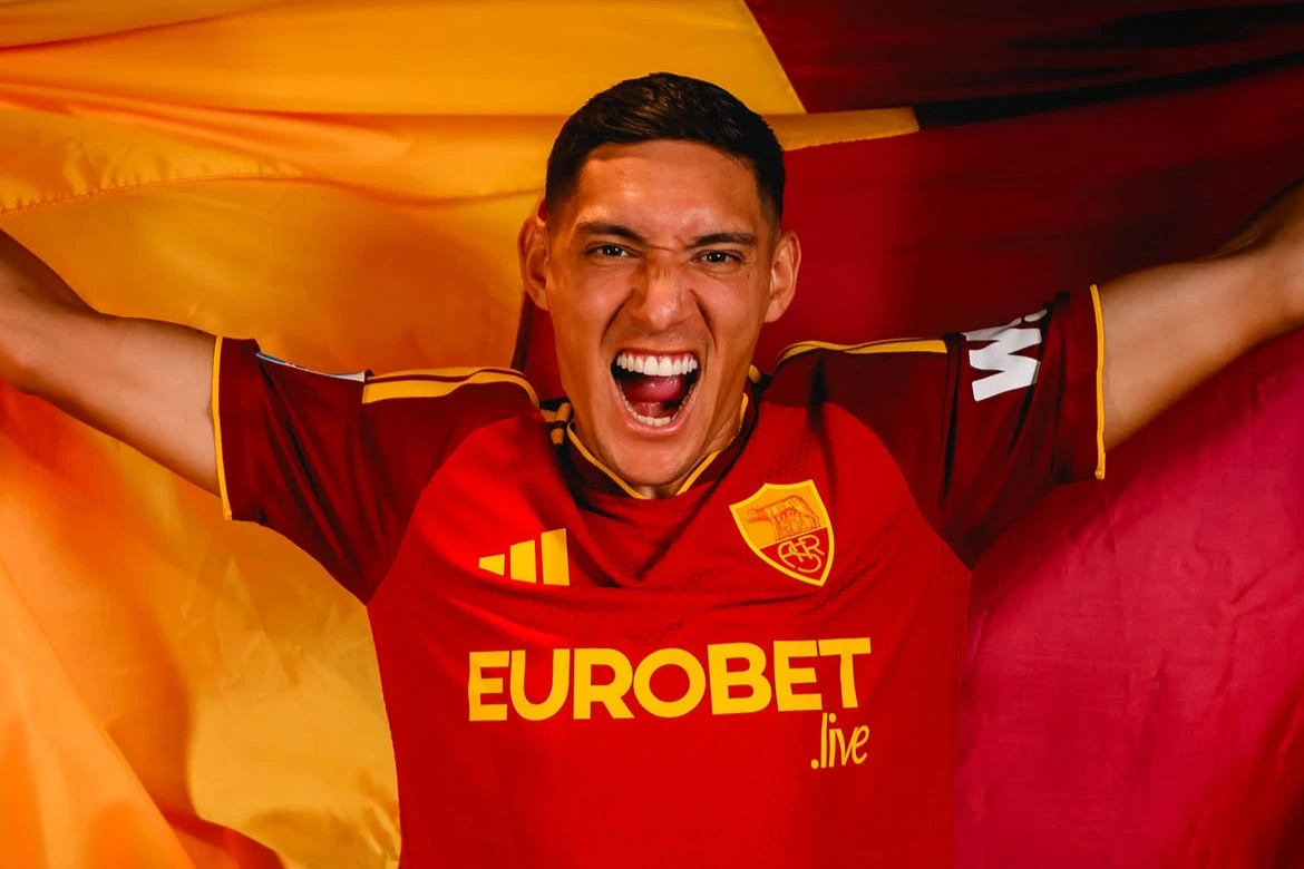Nahuel Molina fue presentado como nuevo refuerzo de la Roma