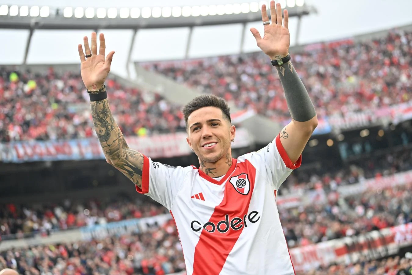 Enzo Fernández palpitó el Superclásico y reafirmó su promesa de volver a River: "Me haré cargo del archivo"