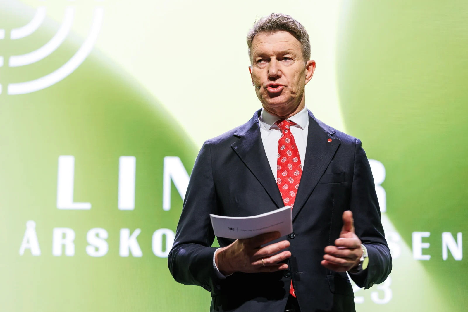 El ministro de Energía de Noruega defendió la continuación de explotación de recursos petroleros y aseguró que sirve a los intereses de Europa