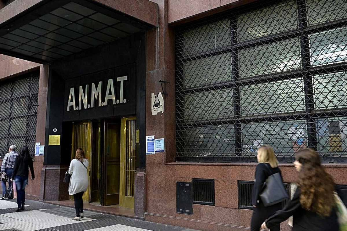 Prohibición de dispositivos médicos importados sin registro