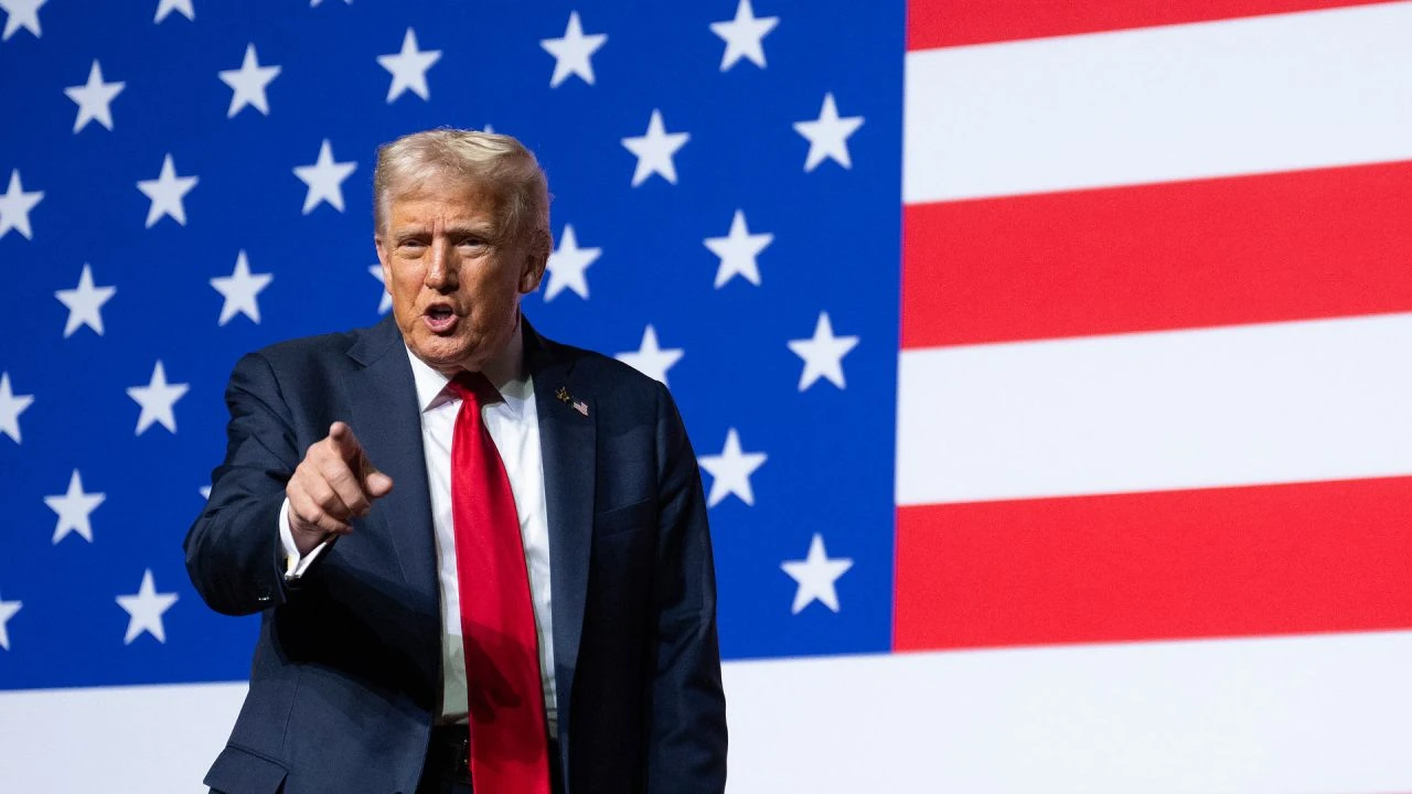El gobierno de Trump lleva a cabo una política de fuerte presión a los socios comerciales con los cuales Estados Unidos mantiene una balanza comercial deficitaria