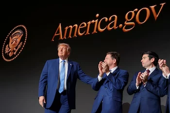 During the presentation of America.gov, the U.S. president supported the free growth of artificial intelligence