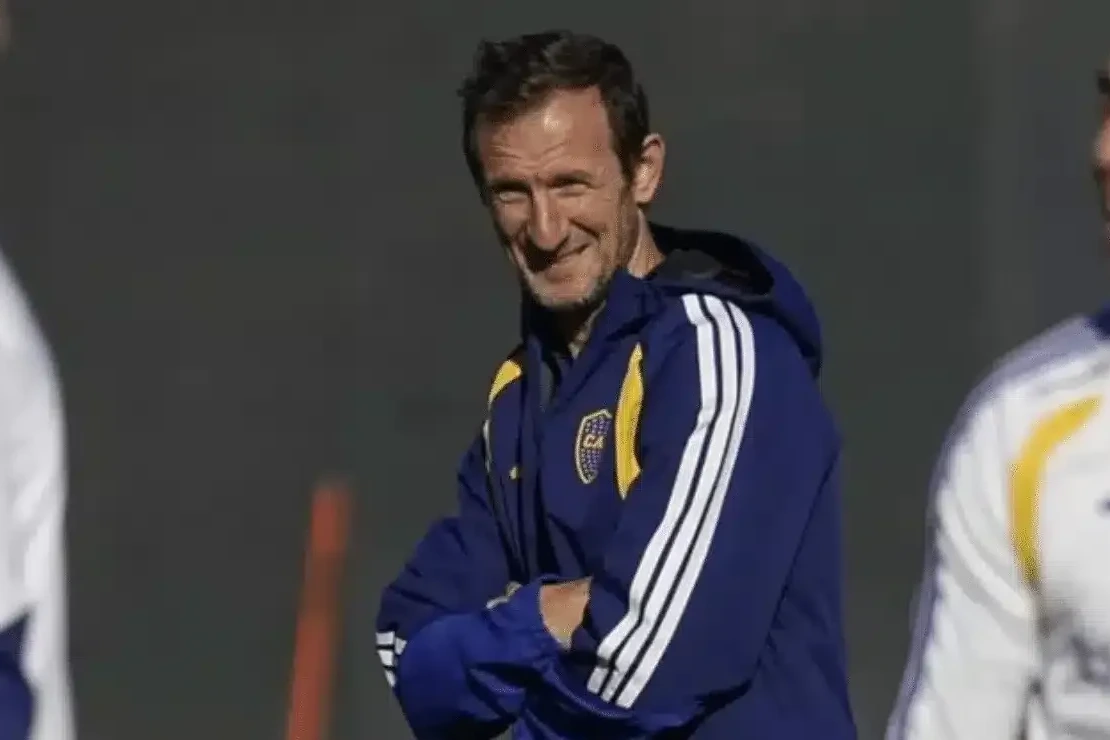 Rodolfo Arruabarrena on the details of defining the line-up for the Superclasico: Alan Velasco would start