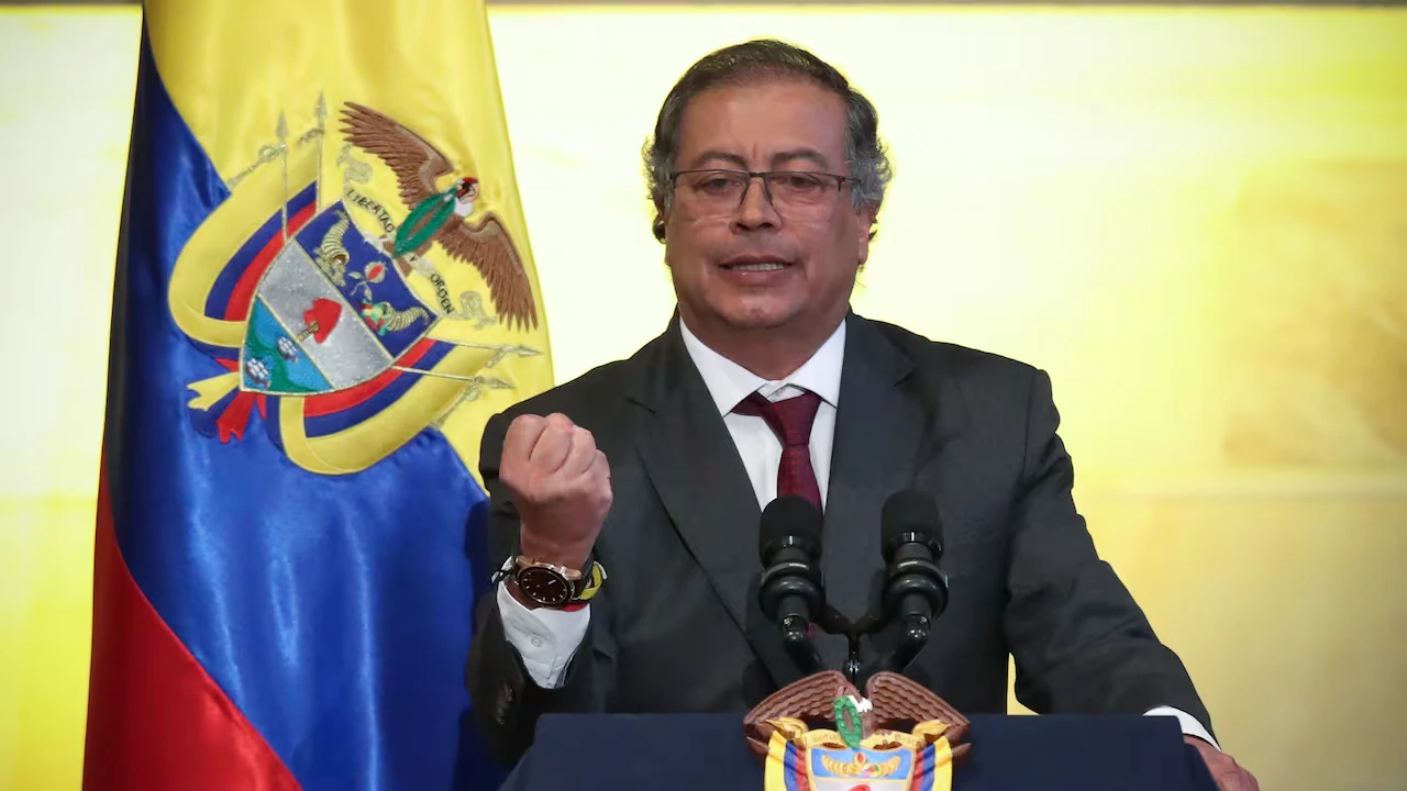 Gustavo Petro.