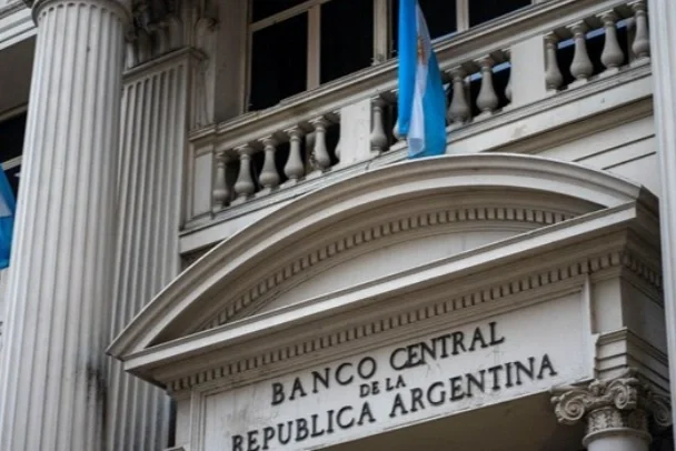 The Central Bank eases dollar loans with guarantees from exporters