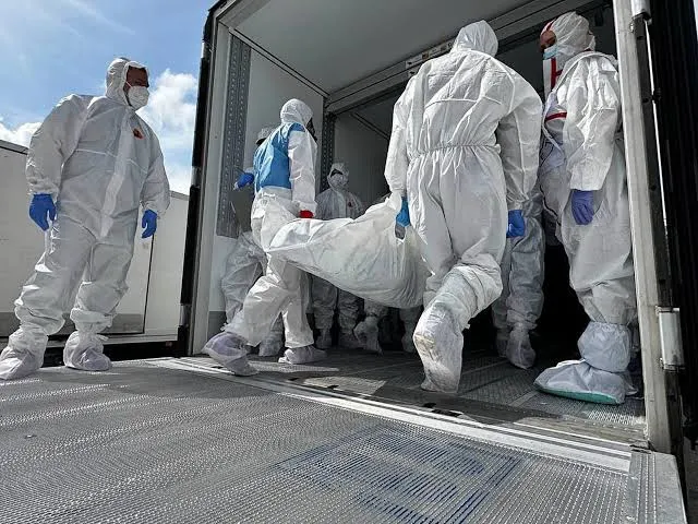 Meanwhile, both countries carried out a new exchange of deceased fighters, with a high negative balance for Ukraine