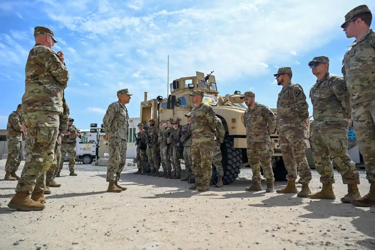 Las fuerzas armadas de los Estados Unidos anunciaron una nueva noche de ataques contra objetivos militares del régimen iraní