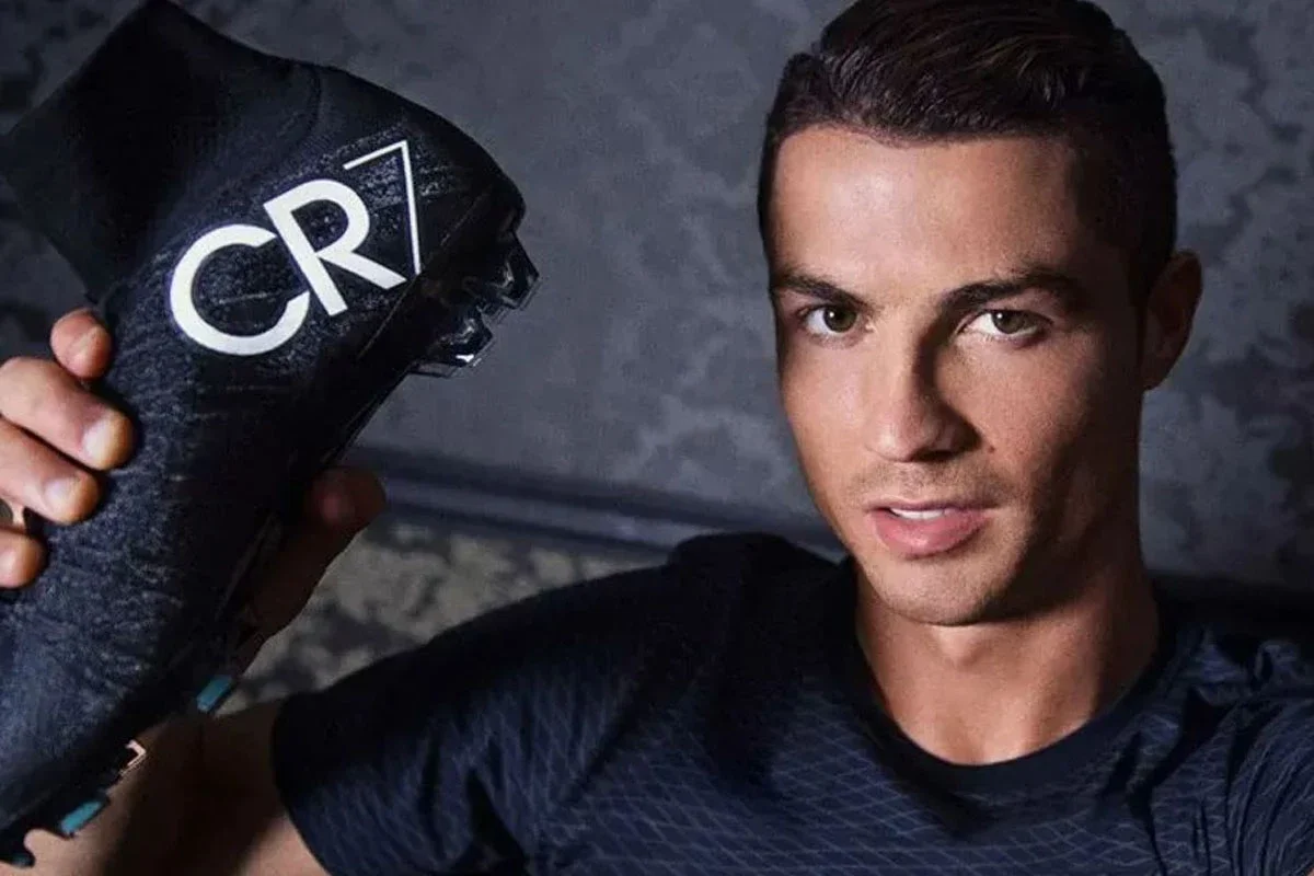 What businesses does Cristiano Ronaldo have outside of football