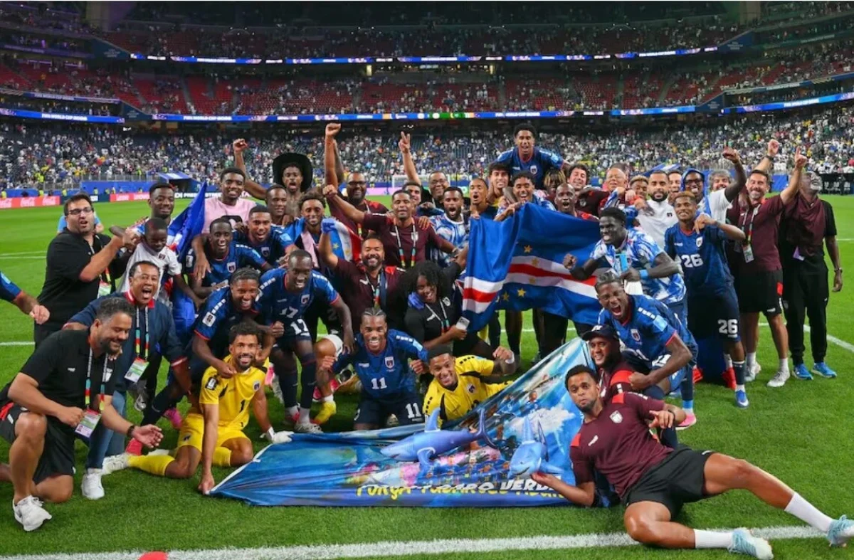 En su primera participación mundialista, Cabo Verde pasó la fase de grupos con tres empates