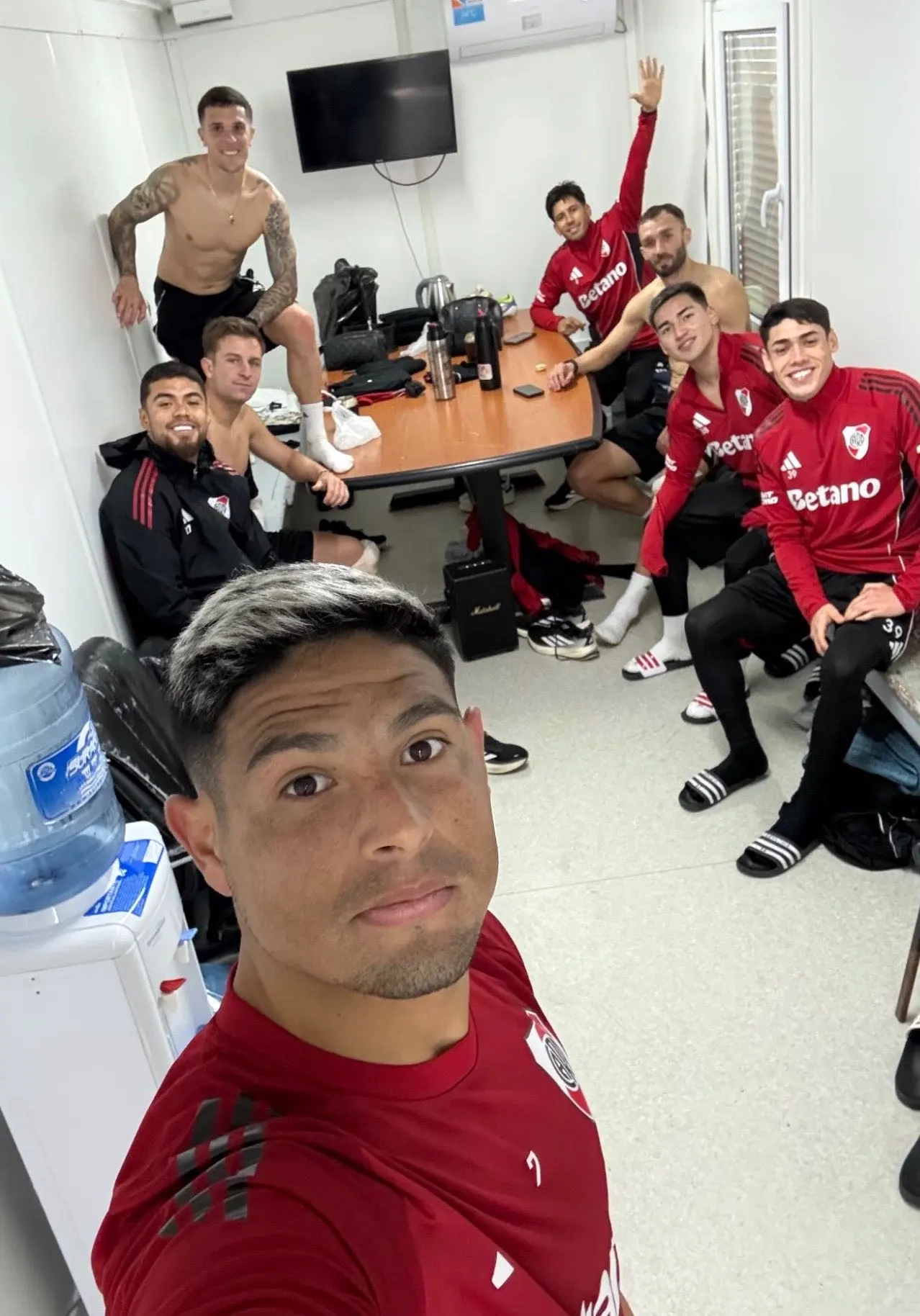 Germán Pezzella formaba parte de los jugadores que entrenaban en Cantilo