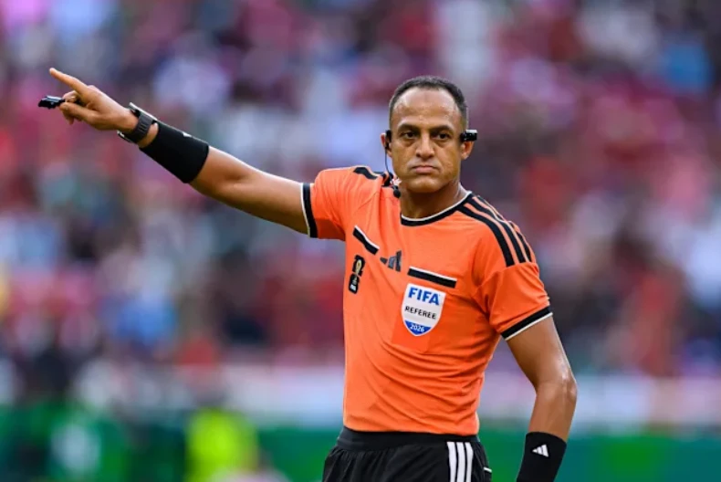 Ismail Elfath será el árbitro del encuentro.