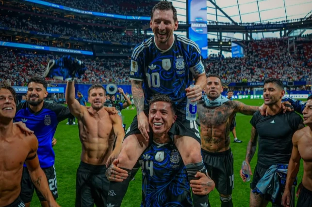 El emotivo mensaje de Enzo Fernández a Messi tras su retiro de la Selección