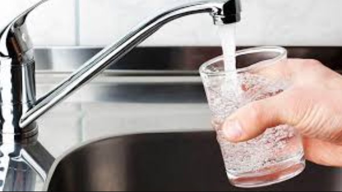 El aparato demostró una sensibilidad superior al detectar concentraciones de arsénico incluso por debajo de las 10 partes por billón