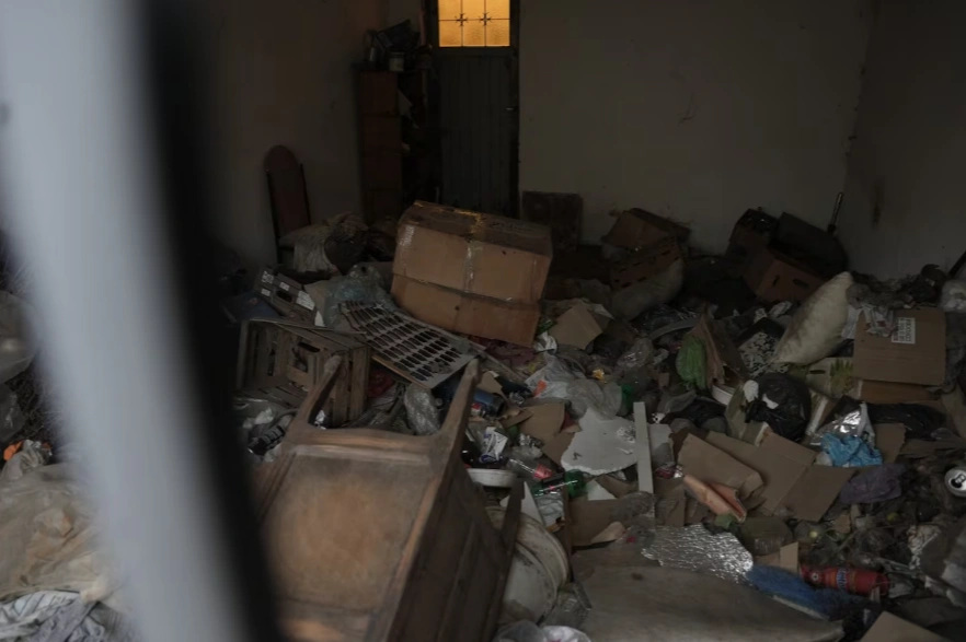 La Municipalidad de Córdoba retiró 38 toneladas de residuos acumulados en una casa de Alto Alberdi