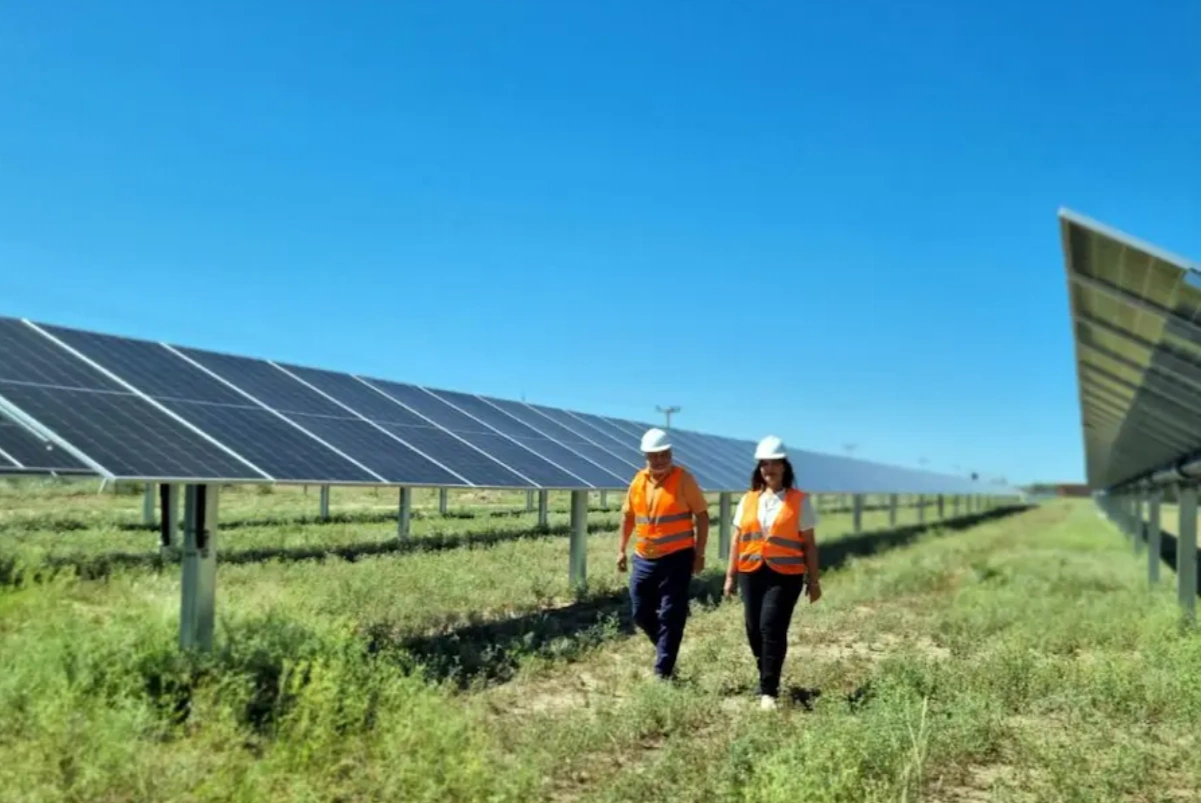 Se inauguró en Villa Dolores el parque de energía solar cooperativo más grande de Argentina