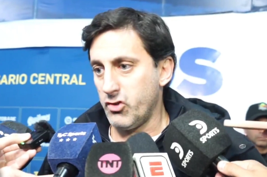 Diego Milito annihilated Chiqui Tapia after Racing's defeat against Rosario Central: 'This can't go on any longer'