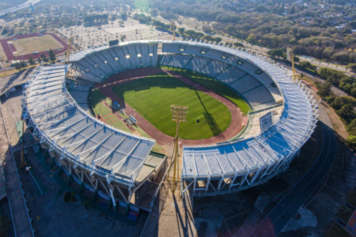 Córdoba prohíbe el ingreso a las canchas para quienes no paguen la cuota alimentaria