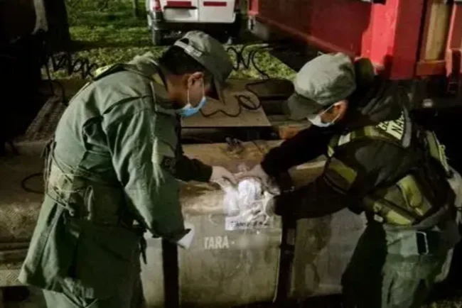 Gendarmería incautó un cargamento millonario de éxtasis líquido en una localidad de Córdoba