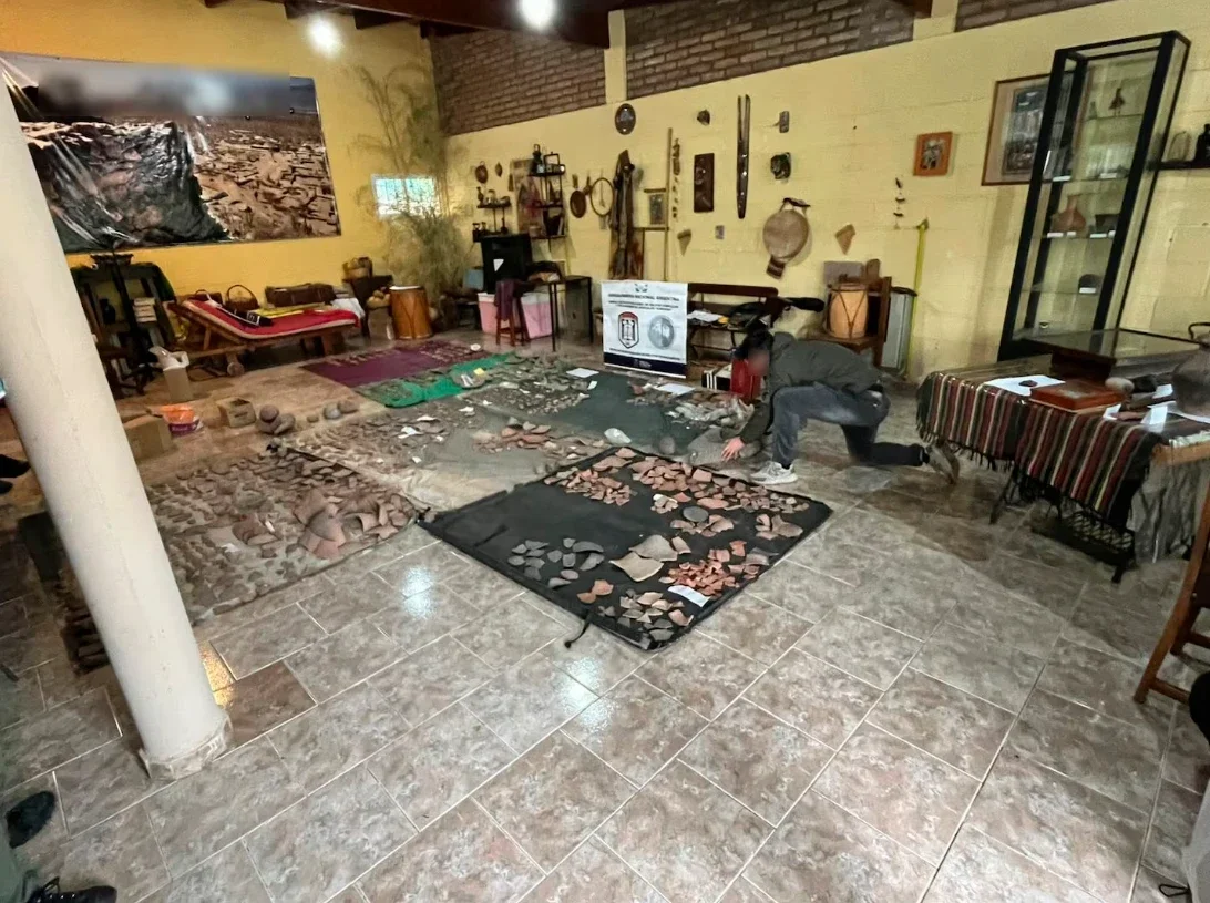 Ninguno de los elementos decomisados poseía el aval documental correspondiente para acreditar de forma legítima su adquisición o permanencia en el lugar