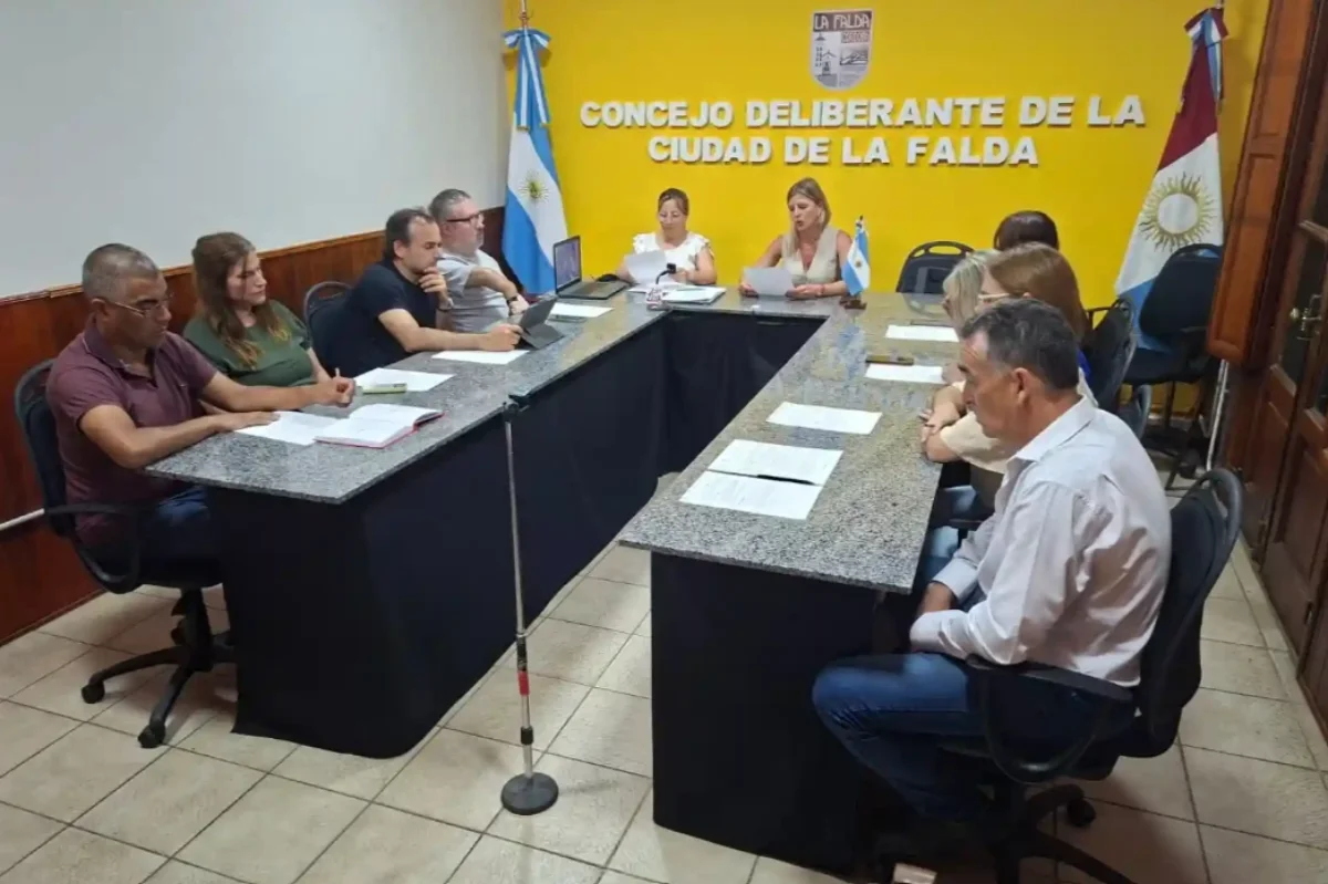 El oficialismo de La Falda votó en contra de eliminar gastos extra de la planta política