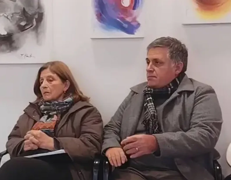 Vecinos autoconvocados de Mendiolaza que reclaman la instalación del gas, abonada desde hace dos décadas