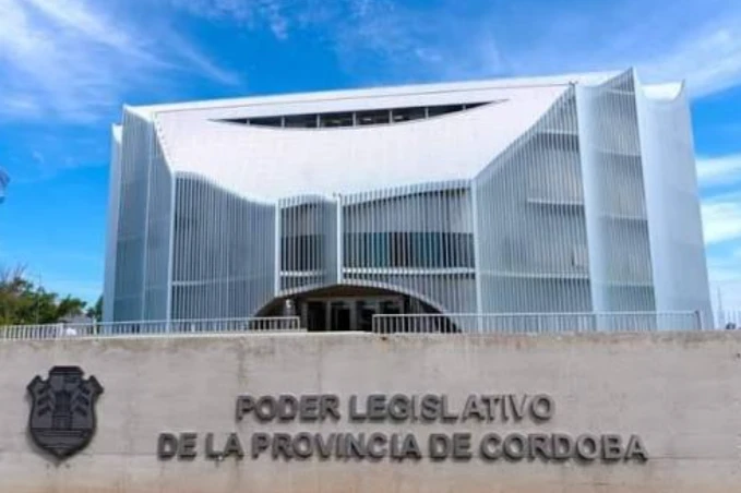 La Unicameral de Córdoba busca aprobar regulaciones para controlar inmuebles vinculados al delito antes del receso