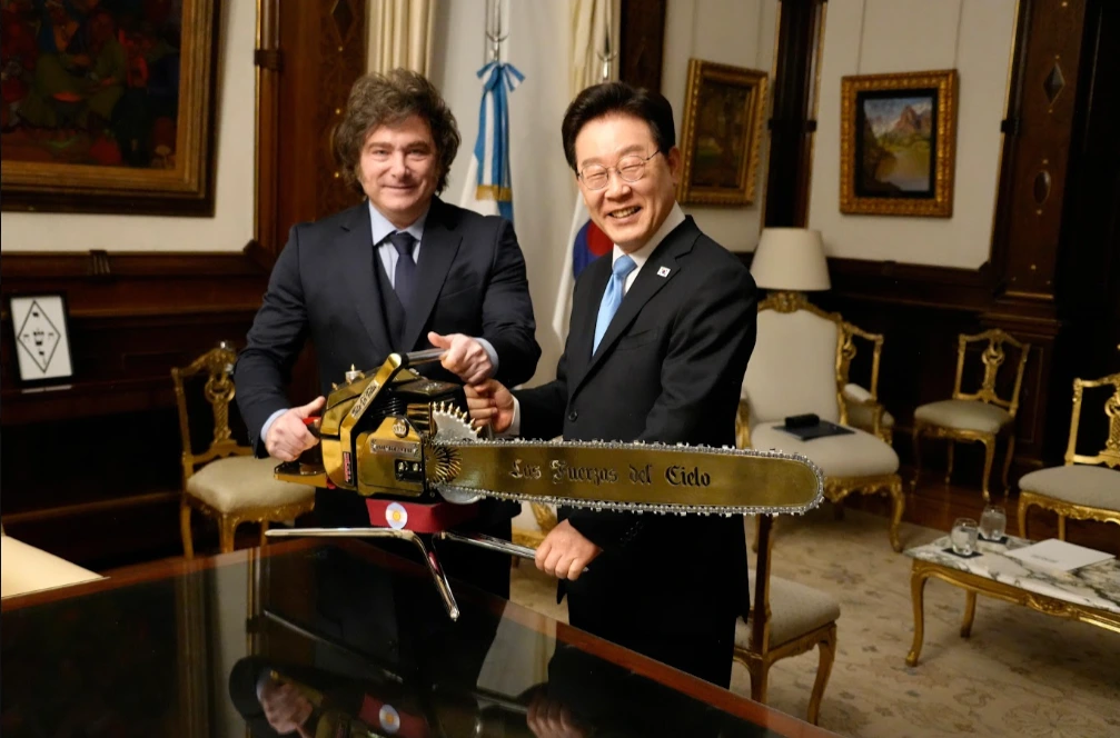 Javier Milei y Lee Jae-Myung
