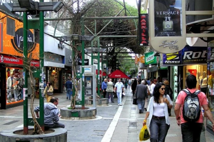 El municipio de Córdoba envió al Concejo un proyecto para unificar regulaciones comerciales