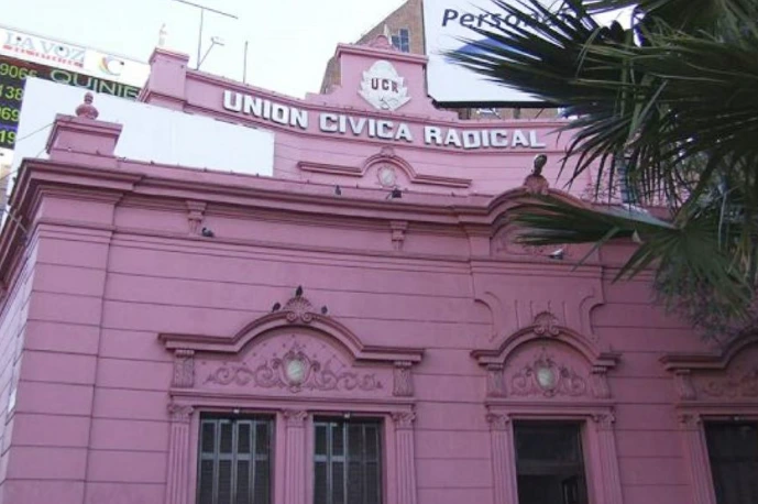La UCR de Córdoba busca acordar una lista única antes del vencimiento del plazo electoral