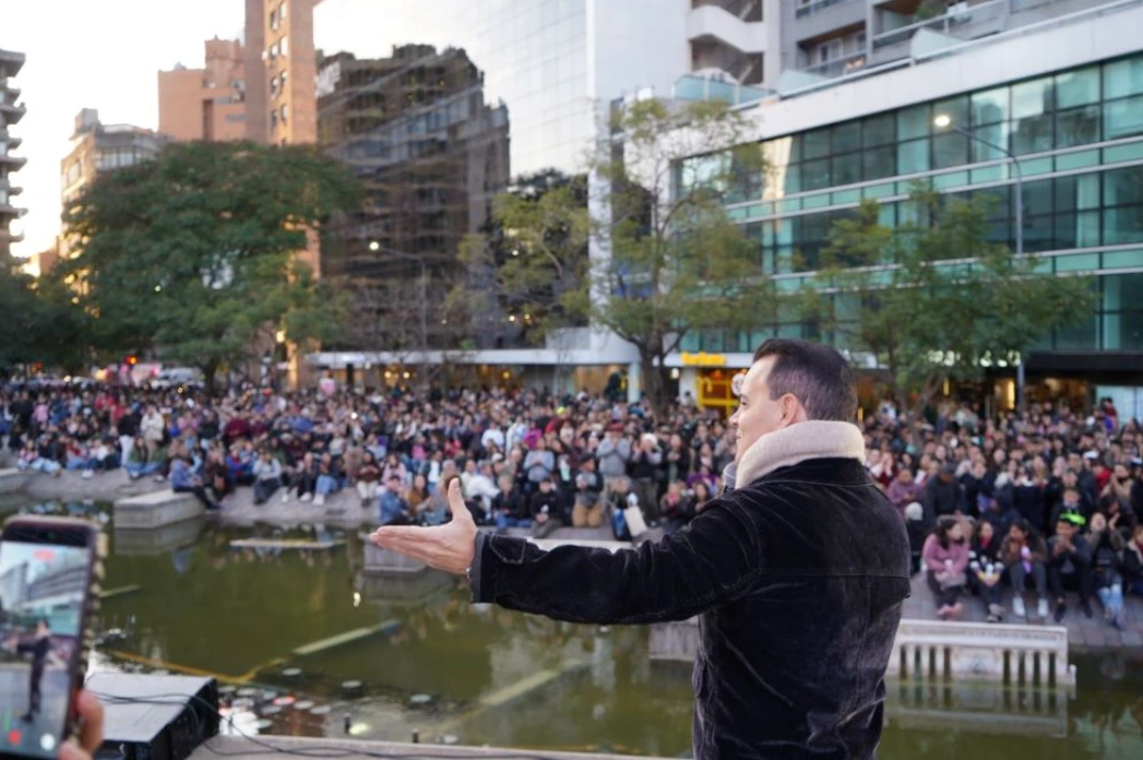 La propuesta reunió a variados músicos, bailarines y agrupaciones sobre el escenario