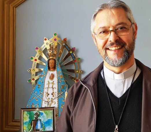 La información fue ratificada por el arzobispo de Mercedes-Luján, Jorge Eduardo Scheining, luego de mantener una audiencia presencial con el Papa